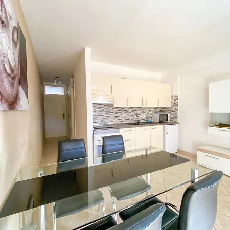 Sun & Ocean - 1br - 4 Guests - Free Wi-fi Apartment